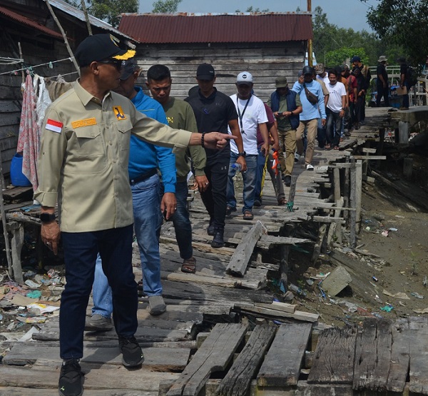 Tahun Depan, PUTR Akan Perbaikan Jalan Rusak di Teluk Pulai  dan Tanjung Rukam