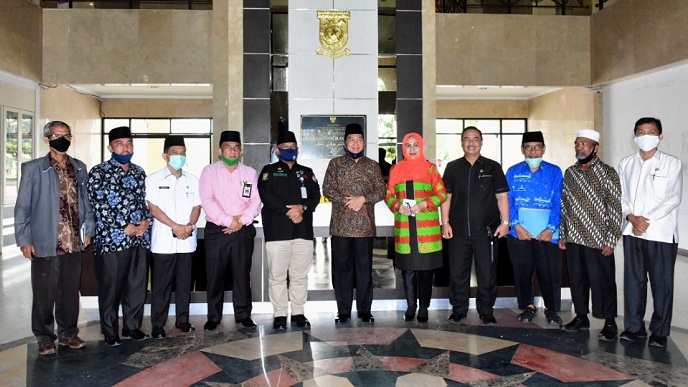 Bertemu Sekda Kampar, Anggota DPR RI, Achmad: Saya Siap Membantu Kampar Walaupun Bukan Davil Saya