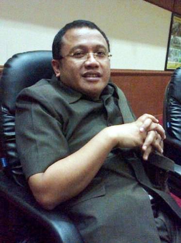 Hanya Isu, Ketua Fraksi PDI-P Bantah Ada Pergantian Jabatan Manahara