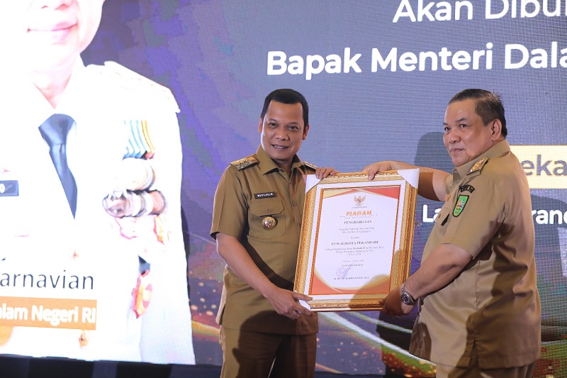 Pekanbaru Raih Penghargaan Terbaik 2 Penurunan Stunting di Riau