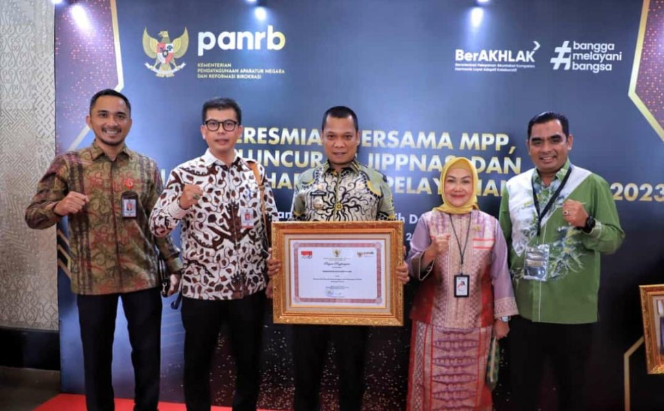 Komitmen Pelayanan Publik Terbaik, Pemko Pekanbaru Raih Penghargaan Penyelenggara MPP Kategori Prima
