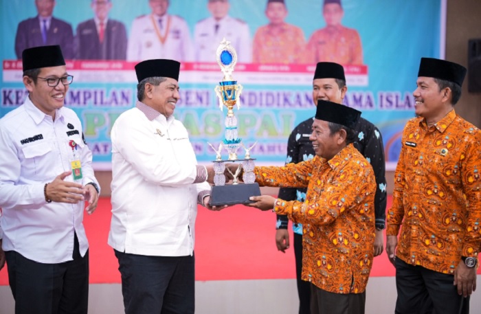 Bupati Siak Apresiasi Peran AGPAII Membentuk Karakter Pelajar