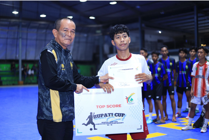 Tebingtinggi Juara 1 Cabor Futsal dan Badminton Bupati Cup 2024