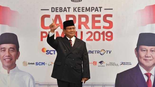 Bantah Tak Percaya TNI, Prabowo: Saya Lebih TNI dari Banyak TNI