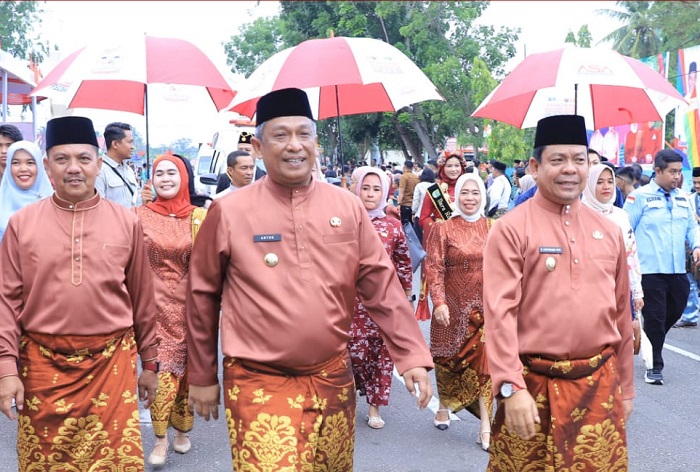 Rohul Tampil Memukau di Pawai Taaruf MTQ ke-43 Riau
