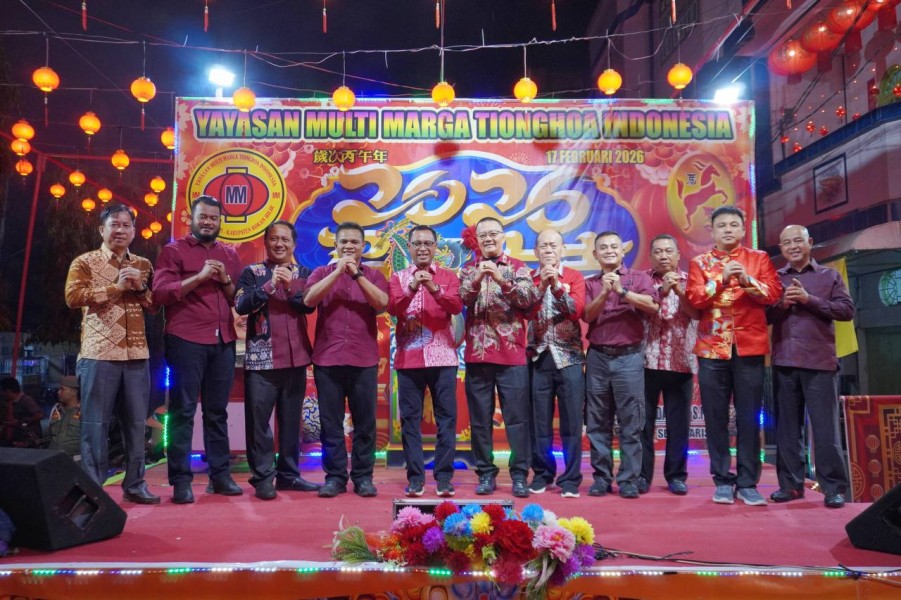 Sekda Fauzi Efrizal Hadiri Perayaan Malam Imlek 2577 di Bagansiapiapi