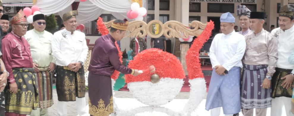 PLT Bupati Kuansing Resmi Buka Festival Pacu Jalur Kebudayaan di Kuantan Hilir