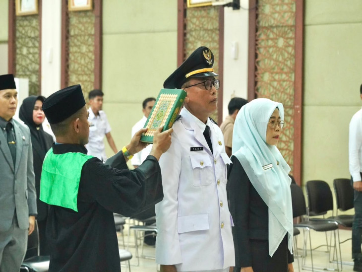 Penyegaran Birokrasi, Wabup Kampar Lantik 17 Pejabat Eselon III dan IV