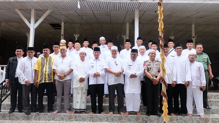 Rayakan Tahun Baru Islam, Bupati Inhil Hadiri Istighotsah di Desa Mugomulyo