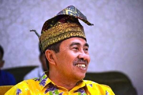 Gubenur Riau Syamsuar Disebut-sebut Bakal Ambil Alih Ketua DPD Golkar, Benarkah? 