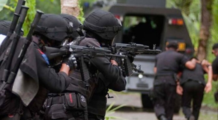 GAWAT... Densus 88 Mabes Polri Bekuk Dua Terduga Teroris di Kampar-Riau
