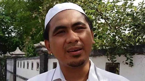 TEGA...Doa Kiyai Maimoen Zubair Tulus untuk Prabowo, Hasto Ungkit-ungkit Jasa PDI Perjuangan pada Taj Yasin Anaknya