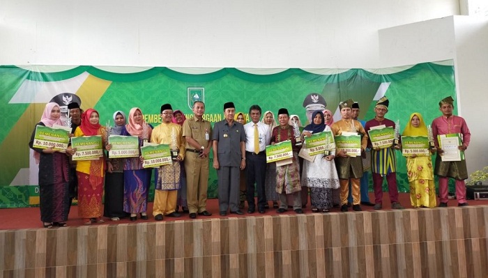 Gubri Berikan Penghargaan Adikriya 2019 bagi IKM di Riau
