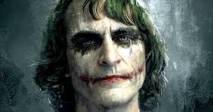 Pemeran 'Joker' Joaquin Phoenix  Kecelakaan saat Naik Tesla, Tabrak Truk Pemadam Kebakaran