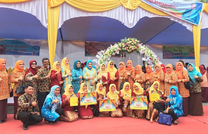 Ikuti Lomba Tingkat Provisi, TIM PKK Pelalawan Raih Juara Umum