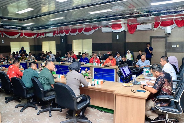Bupati Kampar Minta Gunakan Pakaian Adat pada Puncak HUT RI dan HUT Riau tahun 2025