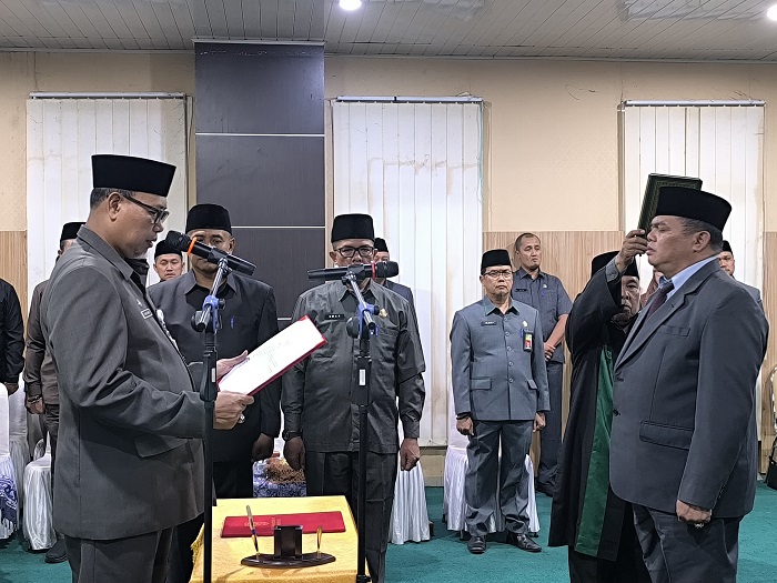 Malam Tadi, Pemkab Inhil Lantik 14 Pejabat Tinggi Pratama