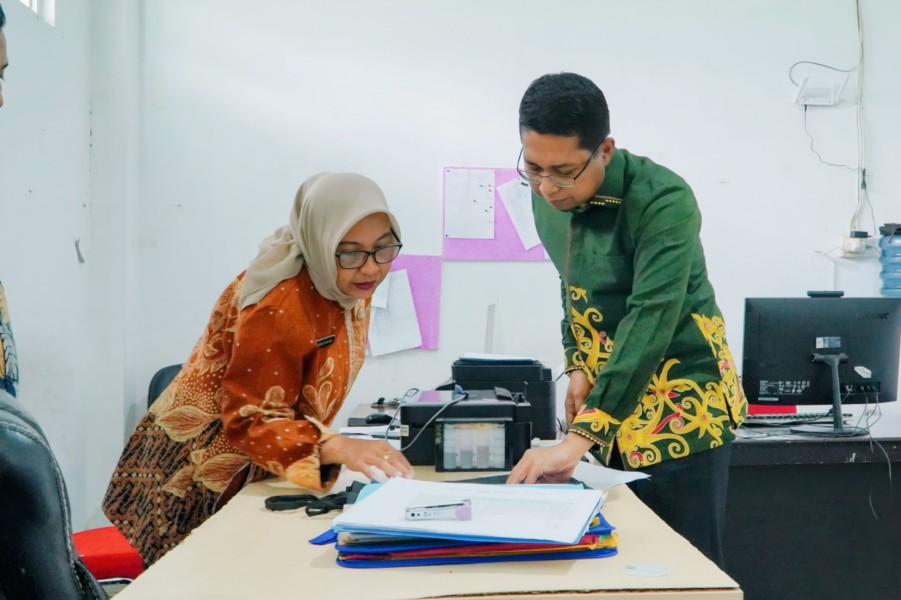Antisipasi Kabut Asap, Wabup Rohil Sidak Dinkes Alkes Senilai Rp483 Juta Harus Segera ke Puskesmas