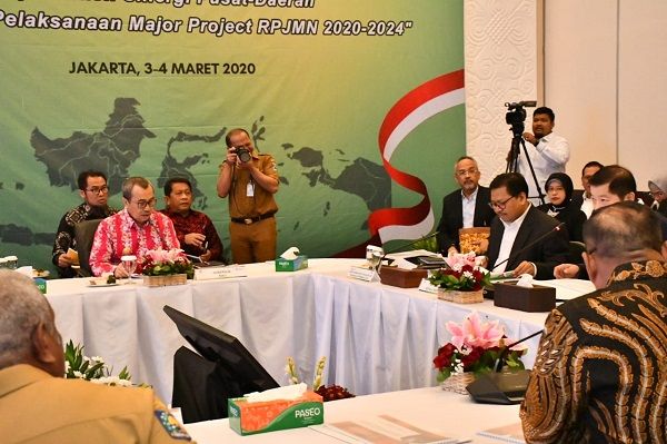 Gubernur Riau Ajukan Tiga Major Project ke Bappenas
