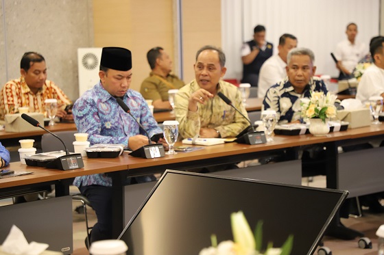 Bupati Inhil Usulkan Pembukaan Jalur Roro Tembilahan–Batam, Dorong Efisiensi Distribusi Hasil Perkebunan