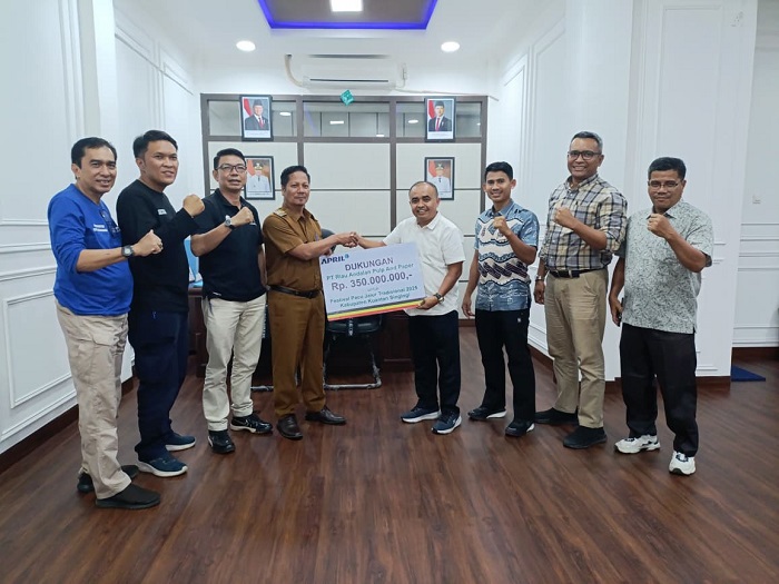 APRIL Dukung Pacu Jalur 2025 dengan Bantuan Lebih dari Rp700 Juta
