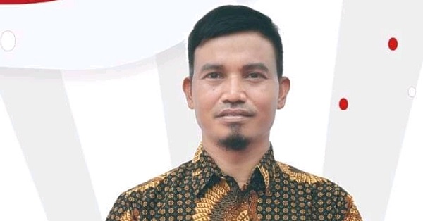 HEBAT! Kepala Desa di Batang Kumu Rohul Ini  Rehab Jalan Sepanjang 15 Kilometer Pakai Dana Pribadi