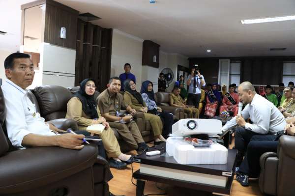 Kembangkan Pariwisata Pekansikawan, Wako Rapat Bersama Disbudpar