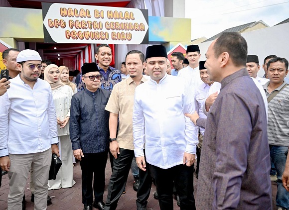 Bupati Kasmarni Hadiri Halal Bihalal Pengurus DPD Partai Gerindra