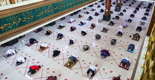 Diduga Klaster Tarawih, 38 Positif Corona, 6  Orang Meninggal Dunia