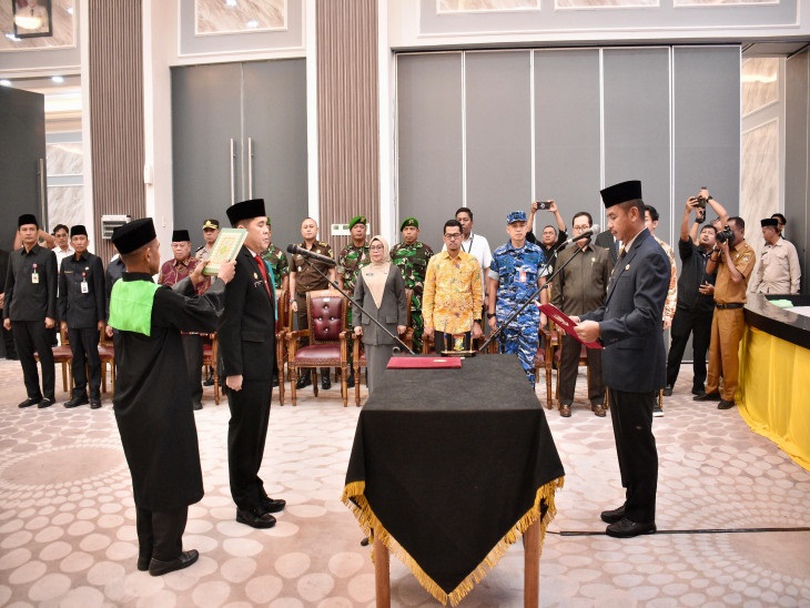 Ardi Mardiansyah Dilantik Sebagai Sekdakab Kampar