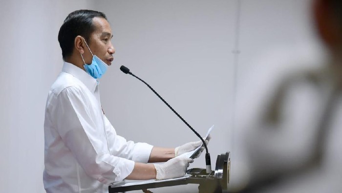 Soal Krisis Ekonomi dan Kesehatan Saat Pandemi Covid-19, Jokowi: Ibarat Gas dan Rem, Harus Seimbang, Harus Pas Betul