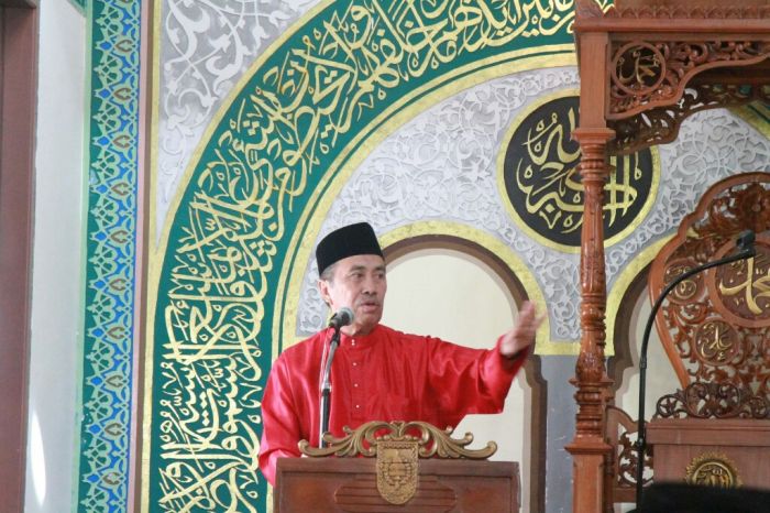 Gubri Hadiri Peringatan Isra' Mi'raj di Masjid Kantor Gubernur Riau