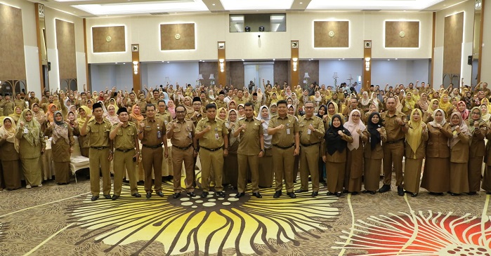 Pj Wali Kota Pekanbaru Kumpulkan Para Kepala Sekolah, Bahas Masalah Ini...