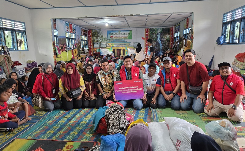 Telkomsel Salurkan Bantuan Sosial dan Percepatan Pemulihan Jaringan  di Aceh, Sumatera Utara, dan Sumatera Barat