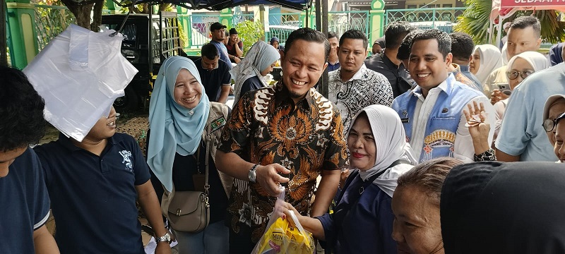 Wali Kota Agung Surprise Lihat Ramainya Animo Warga Berbelanja Pangan, Sampai Tambah Subsidi Harga...