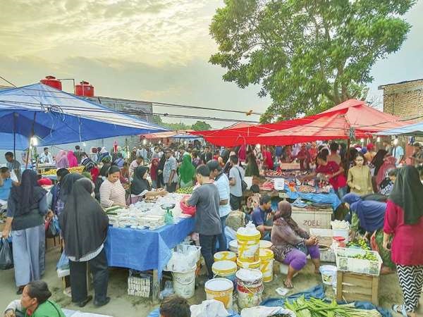 Wako Pekanbaru Berencana Buat Regulasi Soal Pasar Kaget