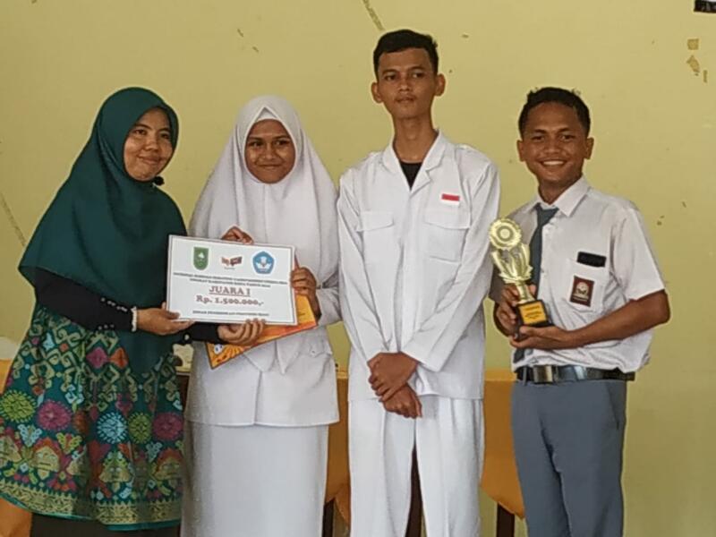 2 Orang Siswa SMA Negeri 2 Rambah Hilir Wakili Rohul di Ajang NSDC Riau