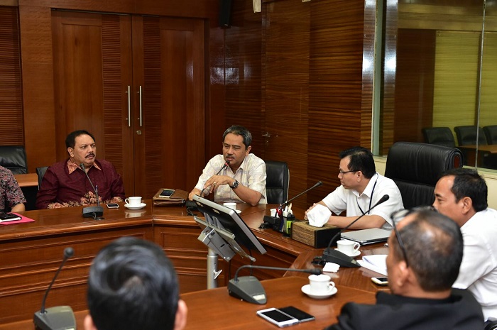 Percepatan Pembangunan KITB, Sekdaprov dan Sekda se-Riau Gelar Pertemuan dengan Kemenko Perekonomian RI