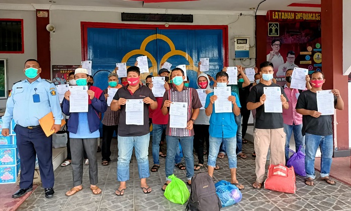 Warga Binaan di Lapas Kelas IIB Pasir Pengaraian Terima Asimilasi