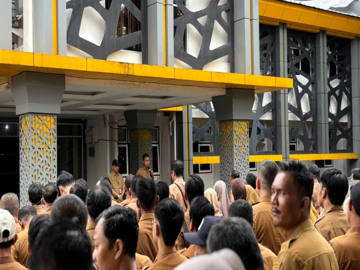 Bupati Kampar Pimpin Apel di Dinas PUPR, Tekankan Integritas, Kejujuran, dan Jaga Nama Baik Daerah