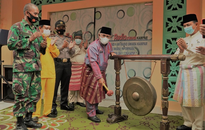HUT  Kampar Ke-71, Bupati Buka Lomba Basiocuang