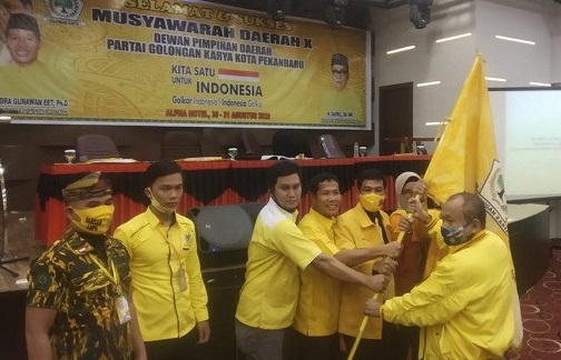Aklamasi,  Syahril Kembali Pimpin Partai Golkar Pekanbaru