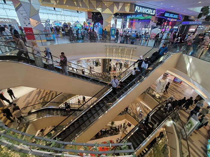 Libur, Pekanbaru Macet Dimana-mana, Pusat Perbelanjaan Ramai Pengunjung