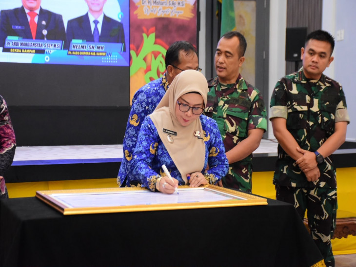 Forkopimda Kampar Teken Pakta Integritas SPMB SD dan SMP