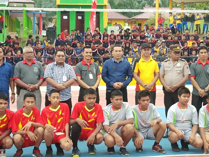 Perkenalkan Sekolah ke Siswa SMP-MTs, SMK Negeri 1 Tambusai-Rohul Gelar Turnamen Volly Ball