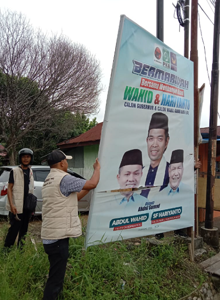Memasuki Masa Tenang, APK di Kecamatan Lima Puluh Ditertibkan Panwas