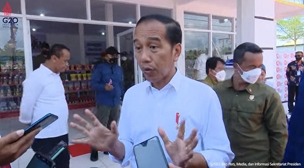 Presiden Jokowi Tanggapi Lesunya Rupiah: Mata Uang Lain Currency-nya Lompat-lompat!