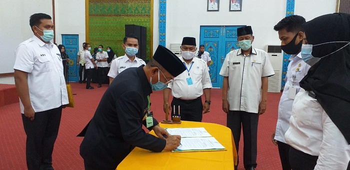 Bupati Pelalawan HM Harris Resmi Lantik 140 Orang Pejabat Fungsional