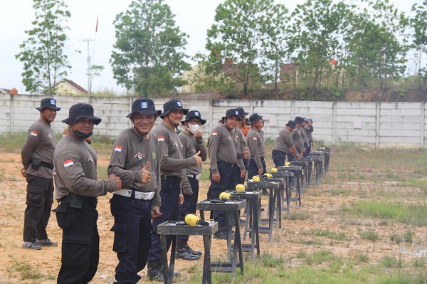 Asah Kemampuan dan Pengamanan, Lapas Pasir Pengaraian Didik Personel Latihan Menembak