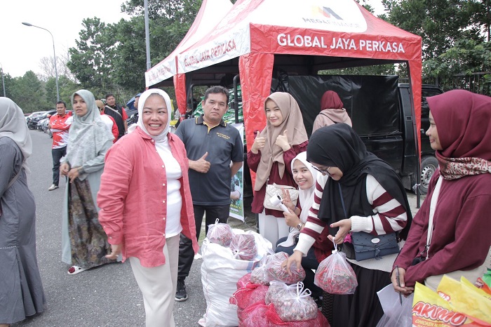 Senam Sehat HUT RI Ke-80 di Stadion Utama, DKP Hadirkan Aneka Pangan Murah